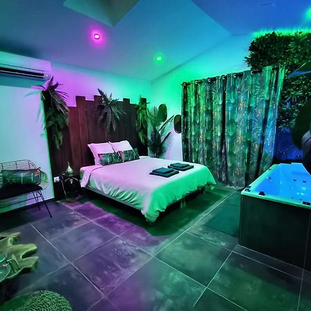 La Jungle Room Rognac Kültér fotó